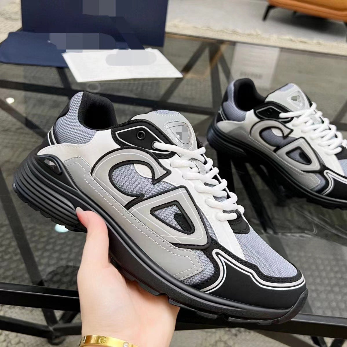 Aule Cheer NA Sneakers