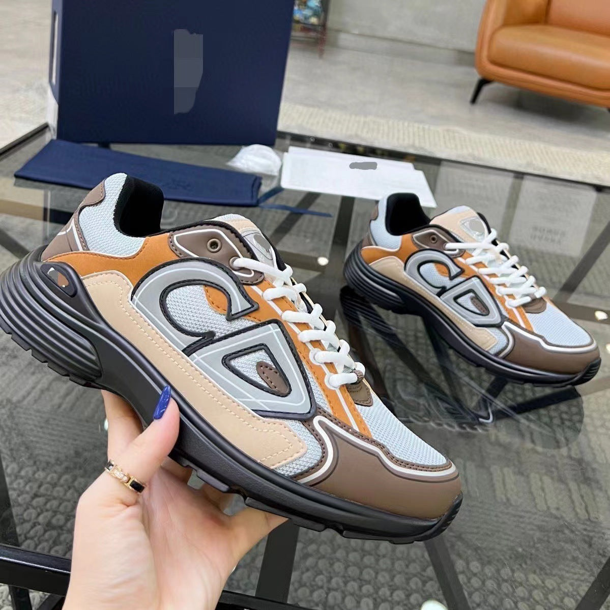 Aule Cheer NA Sneakers